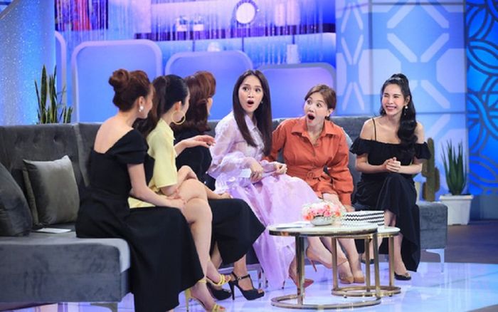 Thủy Tiên lần đầu nói về chuyện tiền nong trong nhà, hé lộ 'nhà có nhiều két sắt'