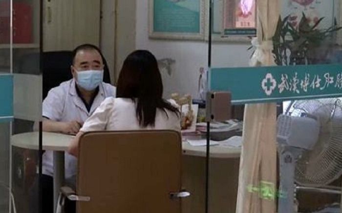 Cô gái bị loét dạ dày nghiêm trọng, bác sĩ nói nguyên nhân do bánh trung thu mà ra