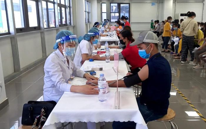 Sau khi tiêm vaccine phòng Covid-19, cụ ông 82 tuổi tai biến tử vong