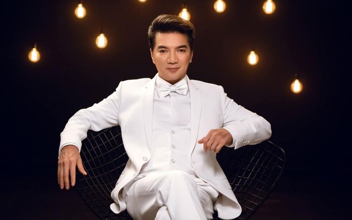 Đàm Vĩnh Hưng nói gì sau khi cơ quan chức năng đã thụ lý đơn tố cáo bà Nguyễn Phương Hằng?