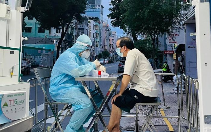 Ngày 21/9: Cả nước thêm 11.692 ca mắc Covid-19, TP.HCM có 6.521 ca