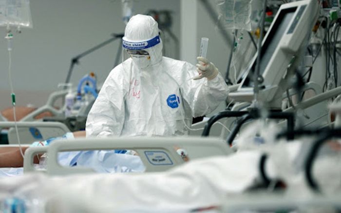 Sáng 22/9: Hơn 5.130 ca Covid-19 nặng đang điều trị; Quy định về đi lại tại Bình Dương, Long An thế nào?