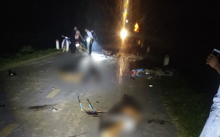 Phú Thọ: 4 xe máy lao vào nhau trong đêm trung thu khiến 5 người tử vong, 2 người nguy kịch