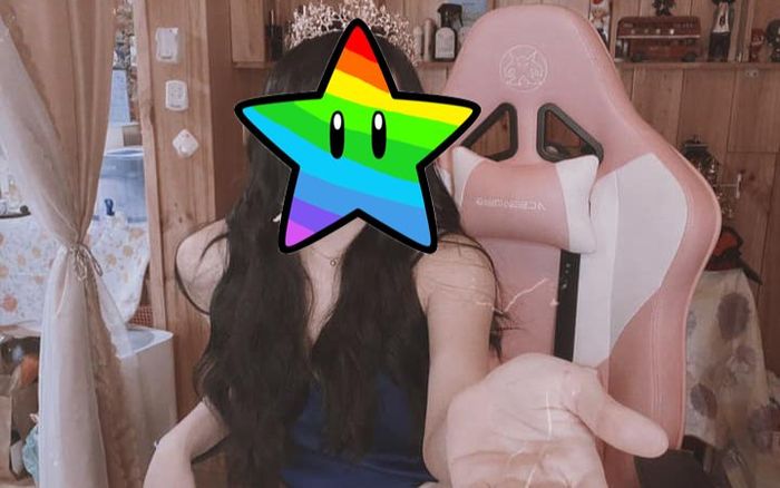 Thêm một nữ ca sĩ nổi tiếng của Vbiz mắc Covid-19