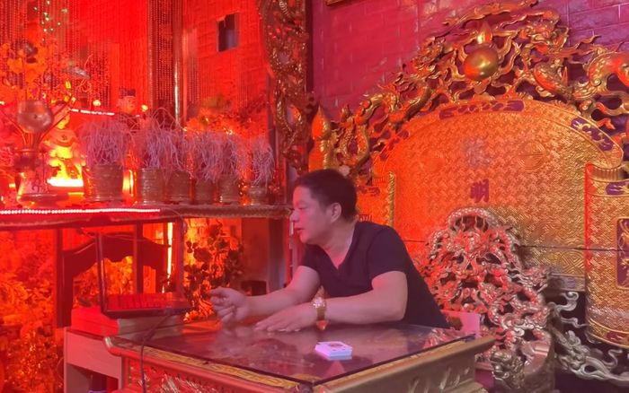 Hà Nội chỉ đạo xử lý nghiêm người đàn ông tự xưng 'Ngọc hoàng đại đế' trấn yểm Covid-19