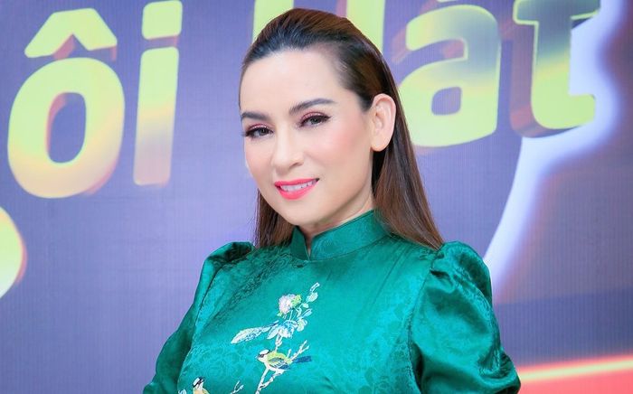 Phi Nhung: Ngôi sao nhân hậu, quên thân mình giúp người và hành trình chiến đấu không bỏ cuộc với Covid