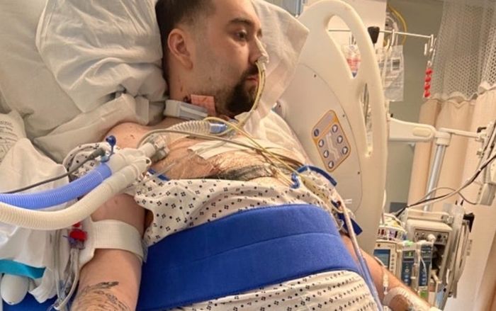 Bệnh nhân sống sót sau khi phải ghép phổi đôi: 'Covid-19 ăn sạch phổi của tôi'