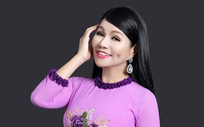 NS Ngọc Huyền: 'Khán giả chỉ thấy bề nổi, nhiều nghệ sĩ còn nghèo lắm, chọn nghề vì đam mê'