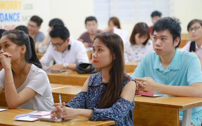 Sinh viên các tỉnh, thành có được quay trở lại TP.HCM học tập sau 1/10?