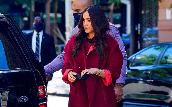 Gu thời trang của Meghan Markle bị chê kém sang, không phù hợp với đẳng cấp hoàng gia