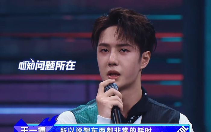 Street Dance 4 tập: Vương Nhất Bác rút kinh nghiệm từ trận thua sấp mặt, đánh bại Lay đoạt ngôi quán quân