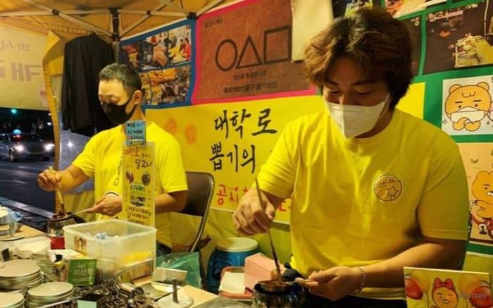 Người bán kẹo đường ở Hàn Quốc kiếm bộn nhờ 'Squid Game'