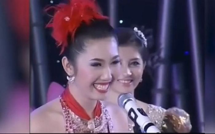 Clip Thúy Ngân trả lời câu hỏi ở cuộc thi Hoa hậu được 'đào' lại, bất ngờ nhất phải kể đến giọng điệu