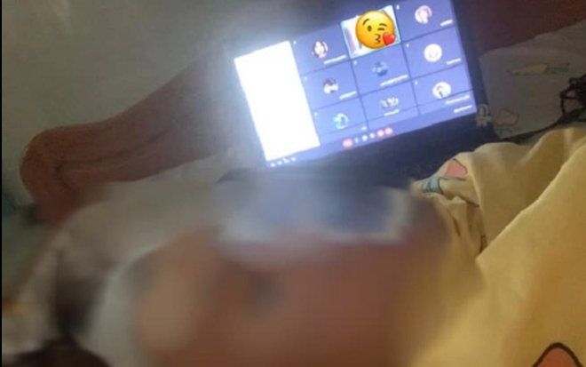 Nam sinh với 'tật xấu khó bỏ' trong tiết học online khiến giáo viên ngán ngẩm