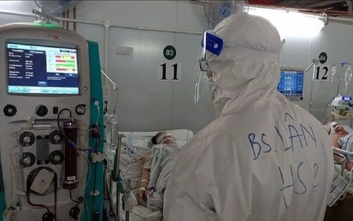 Sáng 7/10: Còn 5.743 ca COVID-19 nặng; Đưa thuốc kháng virus Molnupiravir vào phác đồ điều trị