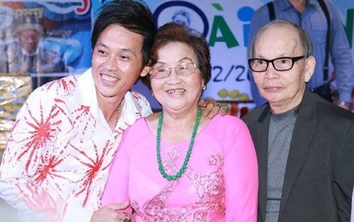 Gia đình NSƯT Hoài Linh thông báo chi tiết tang lễ và đưa ra 3 yêu cầu 'xin miễn'