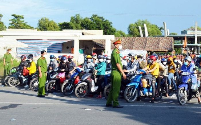 Những người nào không phải thực hiện cách ly khi từ TP.HCM, Bình Dương, Đồng Nai, Long An trở về quê?