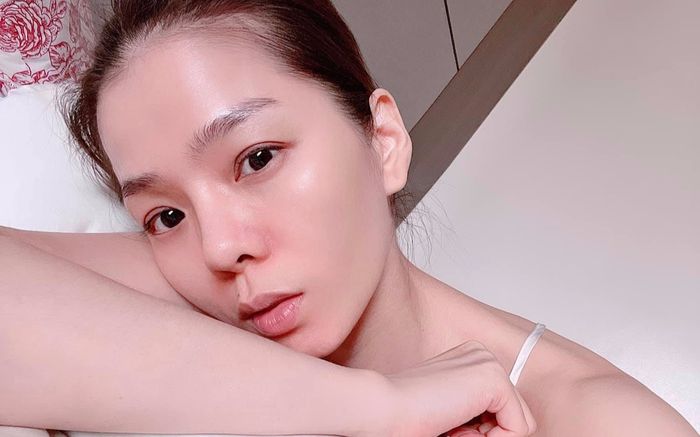 Lâm Bảo Châu bị hỏi 'sao lại yêu bà già hồi xuân', Lệ Quyên đáp thế nào mà dân tình nhận xét 'cực gắt'?