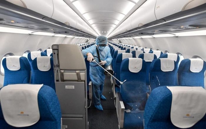 Hà Nội bỏ quy định yêu cầu hành khách phải cách ly tập trung 7 ngày khi về từ TP.HCM