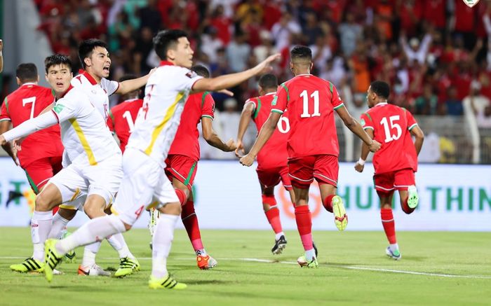 'Cánh tay nối dài' của ông Park nói điều thật lòng sau thất bại của tuyển Việt Nam