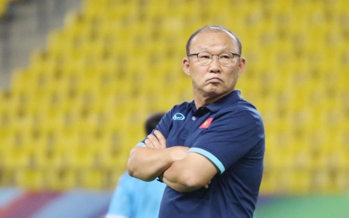 Tuyển Việt Nam tụt dốc không phanh trên bảng xếp hạng FIFA sau 4 năm thời ông Park