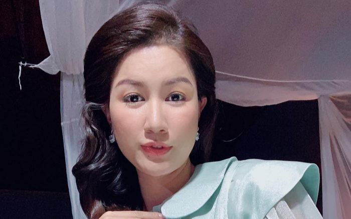 Sau khi Nhật Kim Anh 'tung' sao kê, Trang Khàn phán một câu 'cực căng'