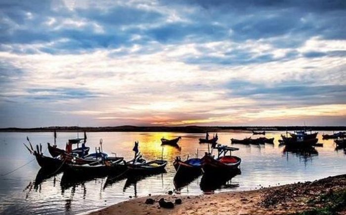 Cuộc sống bình dị tại làng chài ven biển Bình Định