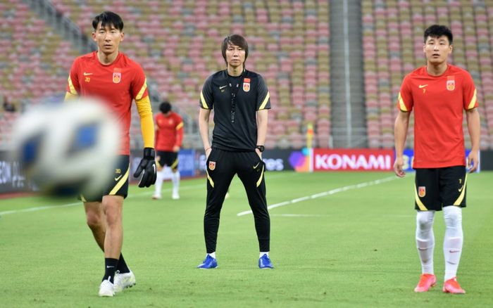 HLV Li Tie bị chỉ trích 'bảo thủ', tuyển Trung Quốc có biến?