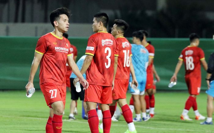 Tuyển Việt Nam lần đầu bật khỏi Top 15 châu Á sau 2 năm