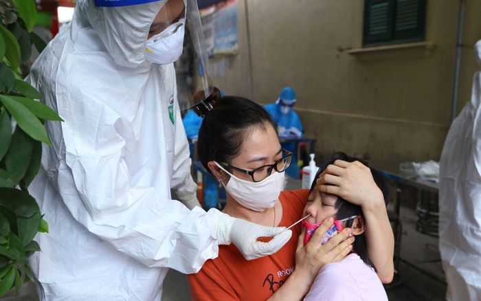 Ưu tiên tiêm vaccine phòng Covid-19 cho nhà giáo, học sinh, sinh viên