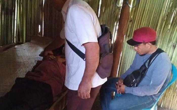 Sản phụ mất mạng khi 'vượt cạn' nhưng vẫn bị dân làng chỉ trỏ, ai nấy thấy thương cho người chồng hơn