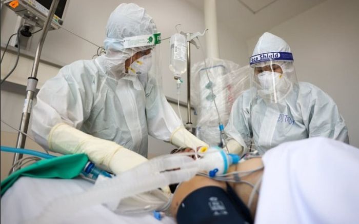 Sáng 22/10: Còn 3.000 ca COVID-19 nặng đang điều trị