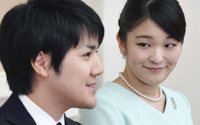 Sóng gió chuyện tình Công chúa Nhật: Vượt scandal tiền bạc, bỏ qua dư luận để cưới người mình thương