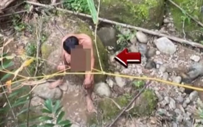 Cãi nhau với bạn gái, người đàn ông 50 tuổi khỏa thân trốn lên núi, trước khi đi còn nói câu này với bố