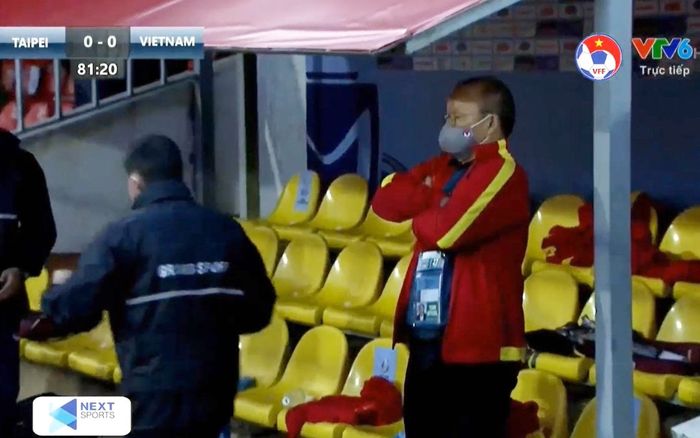 Khoảnh khắc ông Park trút được cả tấn áp lực sau bàn thắng của U23 Việt Nam