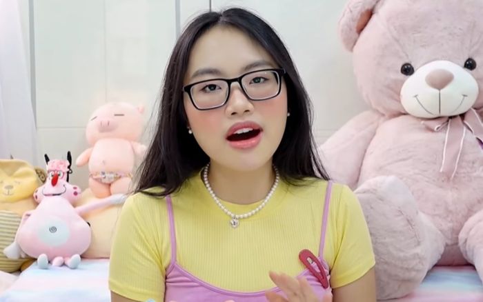 Phương Mỹ Chi úp mở về bạn trai, nói thẳng về vấn đề tình yêu đồng giới