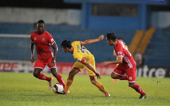 Lạ lùng như SLNA và nỗi buồn cho bóng đá Việt Nam