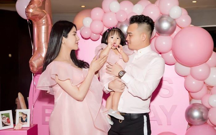 Nhìn lại cuộc hôn nhân 'ngọt như ngôn tình' của Diệp Lâm Anh trước đồn đoán đổ vỡ