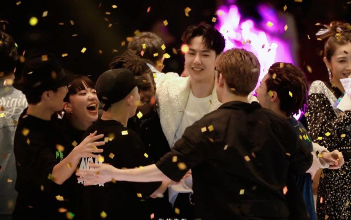 Đội của Vương Nhất Bác giành chức vô địch trong hai năm liên tiếp Street Dance of China