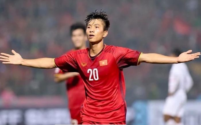 Phan Văn Đức và hành trình đổi đời kỳ diệu: Từ phụ cấp 700 nghìn đến hợp đồng 10 tỷ