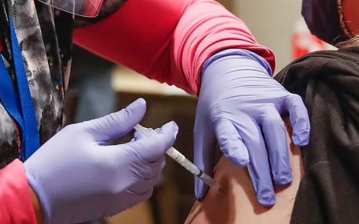 Phát hiện mới về người tiêm vaccine và không có tiền sử nhiễm Covid-19