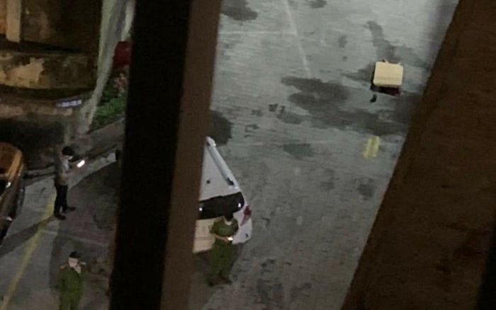 Bé trai 5 tuổi rơi từ tầng 15 chung cư xuống tử vong thương tâm