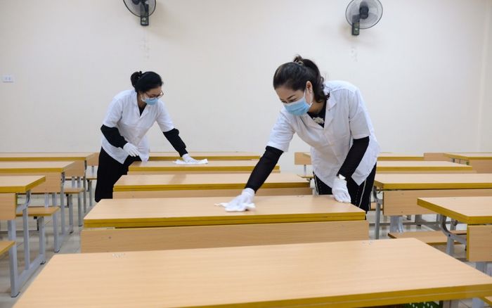 Bình Định: Một trường tiểu học tạm dừng dạy trực tiếp từ 1/11 sau khi phát hiện 2 học sinh F0