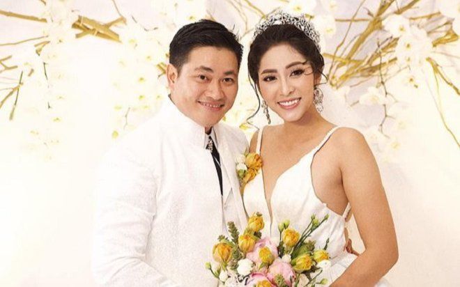 Người thân Đặng Thu Thảo xác nhận thông tin ly hôn, tiết lộ cuộc sống nàng Hậu sau khi hôn nhân tan vỡ