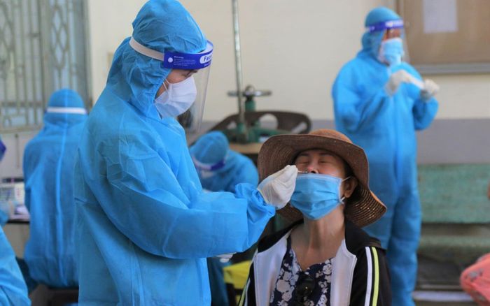 Sáng 2/11: Đã có hơn 822.000 bệnh nhân COVID-19 khỏi