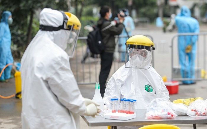 Covid-19 sáng 4/11: Hà Nam xuất hiện thêm chùm lây mới, Hà Nội lo dịch có chiều hướng xấu