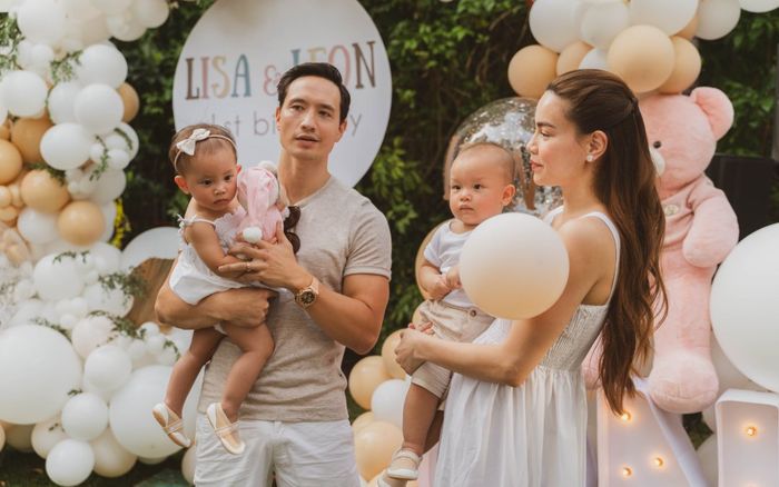 Mặc đầm xòe vẫn lộ bụng to trong tiệc sinh nhật Lisa - Leon, Hồ Ngọc Hà bị hỏi lại có bầu?
