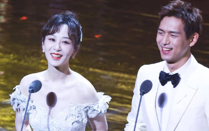 Phủ nhận yêu đương nhưng Dương Tử lại được 'bạn trai tin đồn' làm điều đặc biệt 4 năm liên tiếp