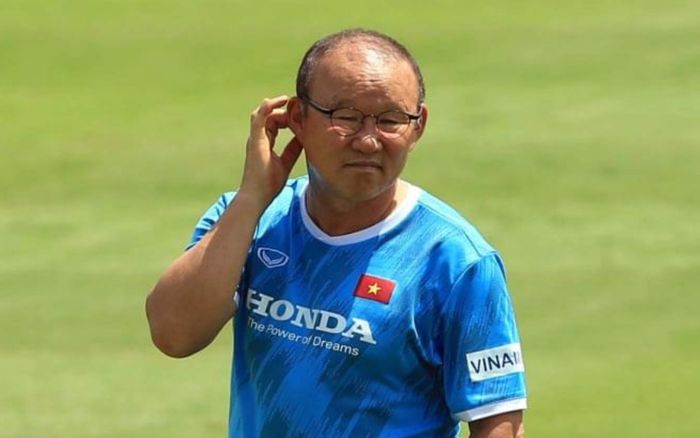 Nếu bầu Hiển phê phán mà nâng tầm tuyển Việt Nam thì ông Park đã không phản ứng