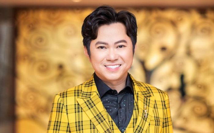 Gia đình một sao nam Vbiz có 6 người nhiễm Covid-19, nhiều đồng nghiệp gửi lời chúc sớm khỏi bệnh